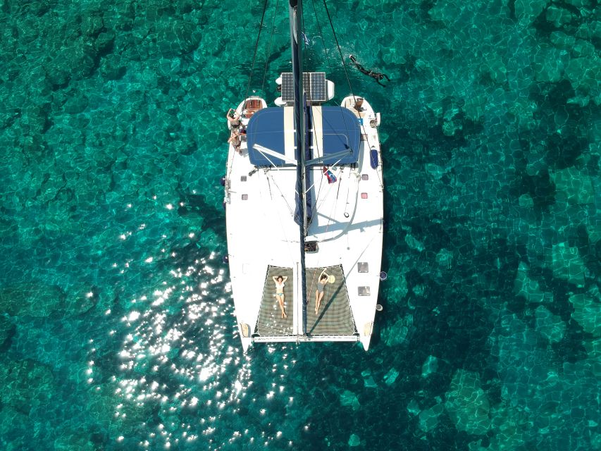 Milos: Full-Day Catamaran Cruise with Paddle Board - Cape Vani and Kalogries: your first chance to get wet
