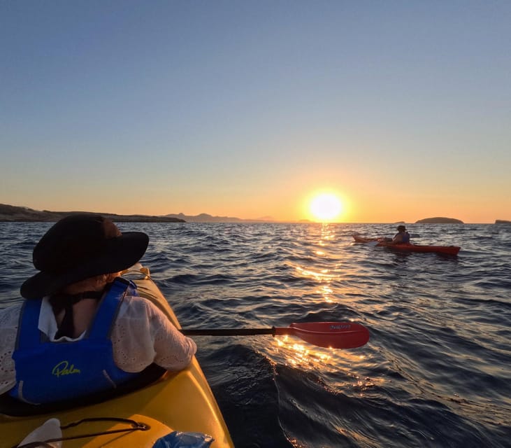 Milos: Romantic Semi Private Sunset Kayaking Tours - Starting at Alogomandra Beach