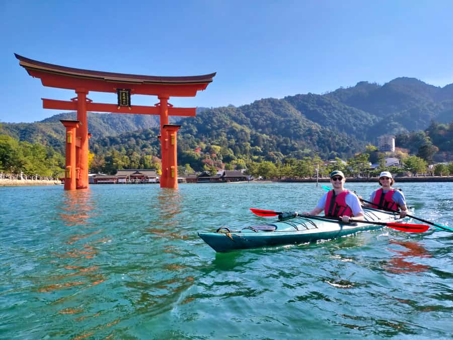 Miyajima World Heritage Torii Kayak Tour - Why the Great Torii looks different from a kayak