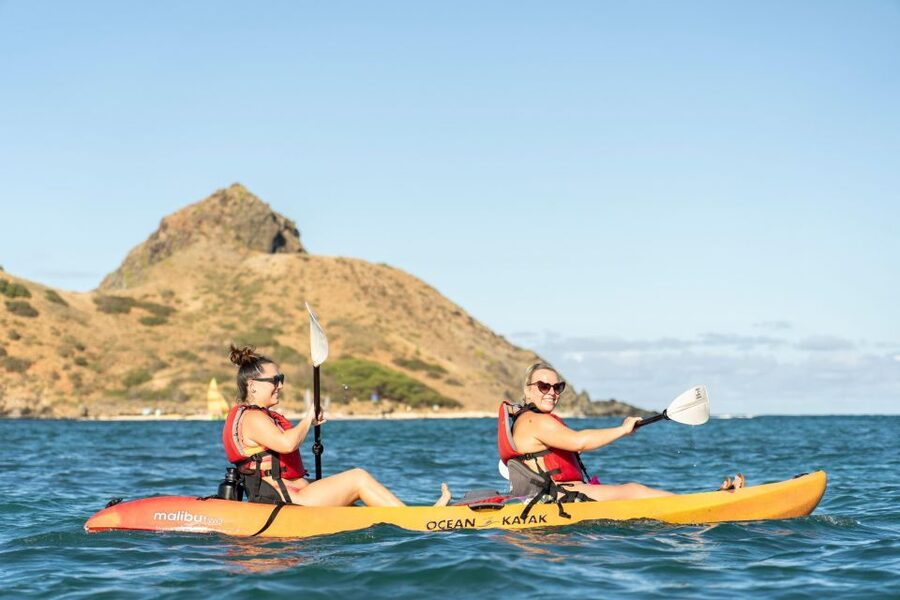 Mokulua Islands Self-Guided Kayak Adventure - What the $89 price includes