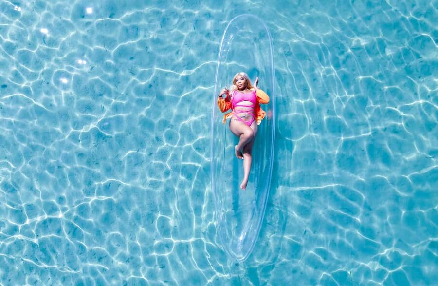 Montego Bay: Crystal Clear Kayak Drone singles Photo Shoot - Getting comfortable in the clear kayak