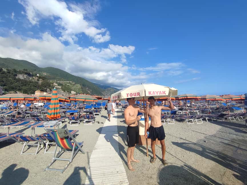Monterosso al Mare: Monterosso Kayak and Snorkeling Tour - The guides make the difference