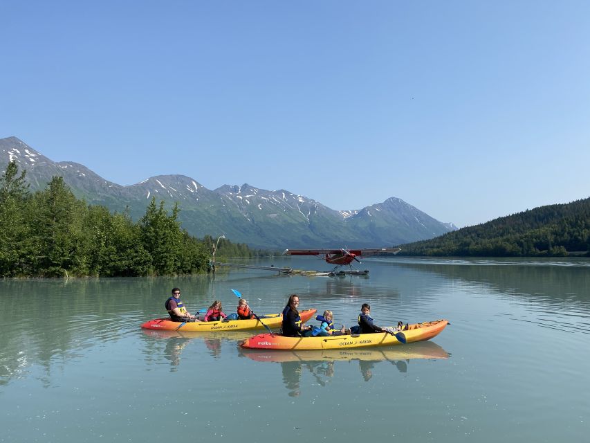 Moose Pass: Kayak Rental on Glacial Trail Lake - Looking for salmon and enjoying the quiet
