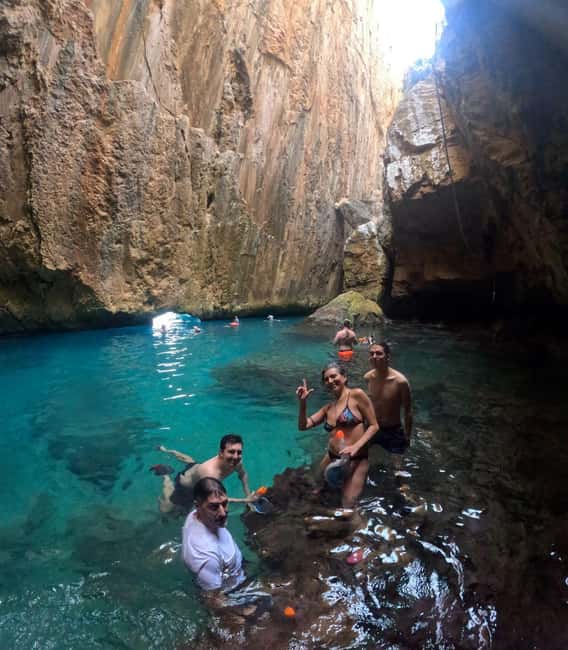 Moraig: Kayak Excursion to Moraig & Cave peces-testos - The final paddle and what is included