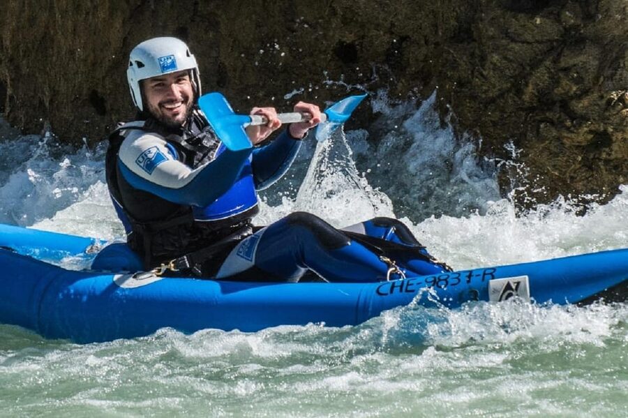 Murillo de Gállego Huesca: Open kayak single or double - What kind of kayaking is this?