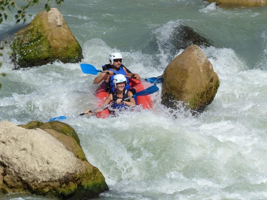Murillo de Gállego Huesca: Open kayak single or double - Timing, clothing, and planning tips