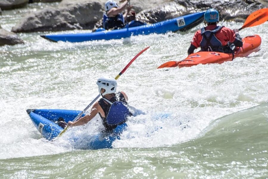 Murillo de Gállego Huesca: Open kayak single or double - Meeting the team at UR Pyrenees Rafting and Adventure