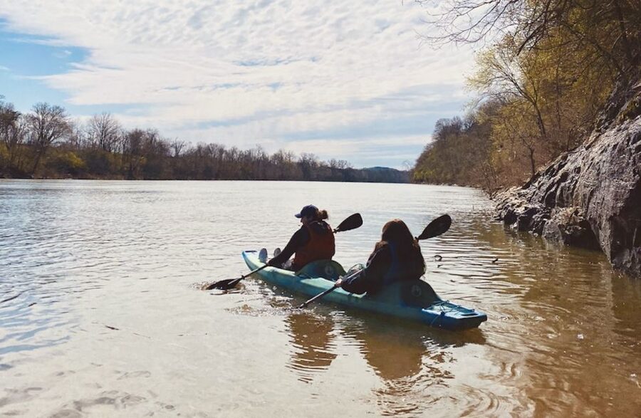 Nashville: Downtown Kayak Rental with Shuttle - Meeting the shuttle beside Nissan Stadium