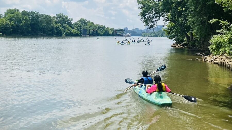 Nashville: Downtown Kayak Rental with Shuttle - The skyline arrives near the end