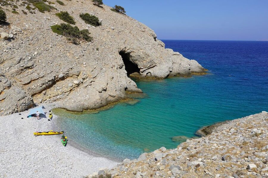 Naxos: Moutsouna Caves Sea Kayak Tour, Snorkeling & Picnic - Who should book this Moutsouna tour?