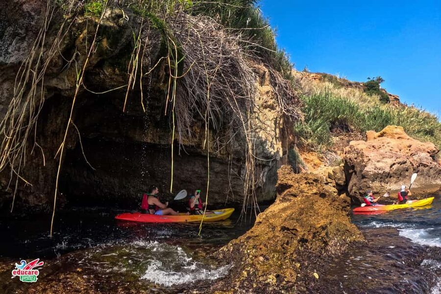 Nerja: Free kayaking route (without a tour guide). 2.5-hour tour. Nerja-Maro Waterfall. - What to bring, and what to leave behind