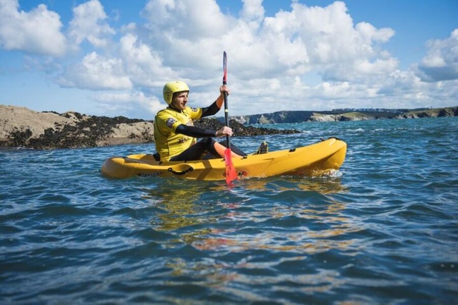 Newquay: Sea Kayaking Tour - Starting near Towan Beach