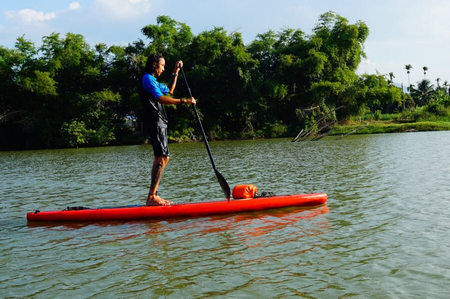 Nha Trang: Stand-up Paddleboard Sunset Tour - Getting back to shore