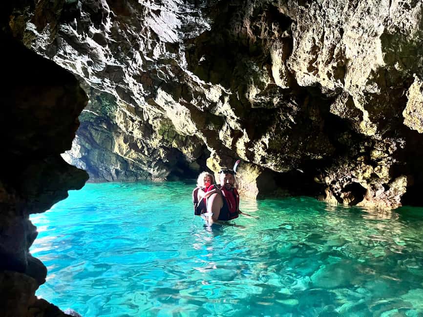 NON-GUIDED KAYAK RENTAL in Jávea/Xabia - The turquoise cave and what to expect inside