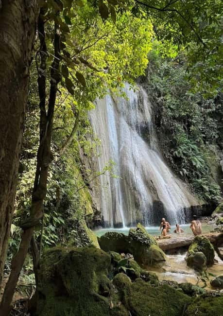 Nong Khiaw: 2-Day Trekking,Hmong village,Home Stay&Kayaking - An evening in the village
