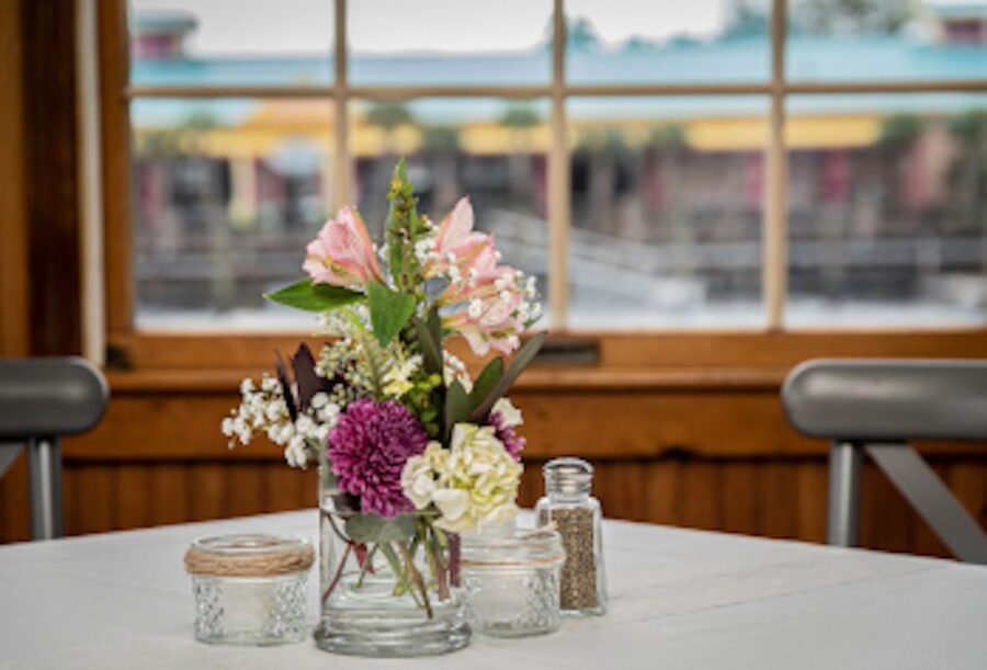 North Myrtle Beach: Dinner Cruise on a Paddle Wheel Boat - A paddle-wheel boat with room to move