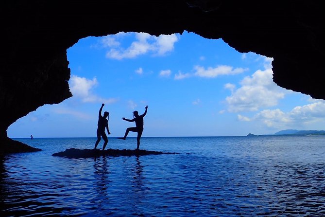 Okinawa Ishigaki Kabira Bay SUP or Canoe and Blue Cave Snorkeling - Pickup, timing, and meeting details
