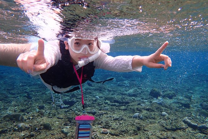 Okinawa Ishigaki Kabira Bay SUP or Canoe and Blue Cave Snorkeling - Paddling across Kabira Bay by SUP or canoe