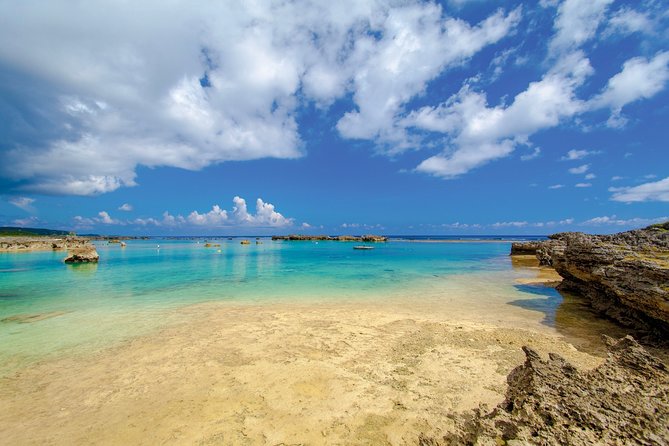 Okinawa Miyako 3set Beach SUP, Snorkeling,Pumpkin Cave,Canoeing - Climbing through a real limestone cave