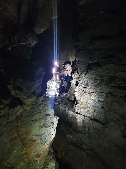 Opatija: Cliffs and caves kayak adventure - Cliff jumping at your own level