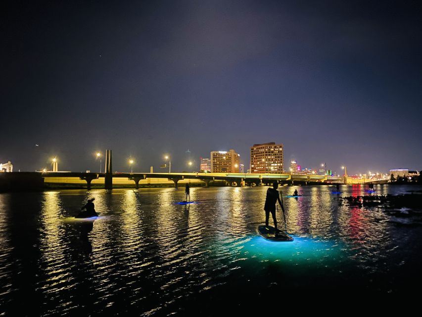 Orlando: LED Night Glow Clear Kayak or Paddleboard Tour - Pairing the paddle with Ivanhoe Village