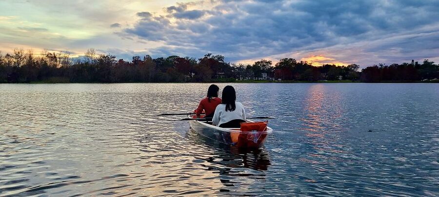 Orlando: Sunset Clear Kayak or Paddleboard in Paradise Tour - Meeting at 1600 North Orange Avenue