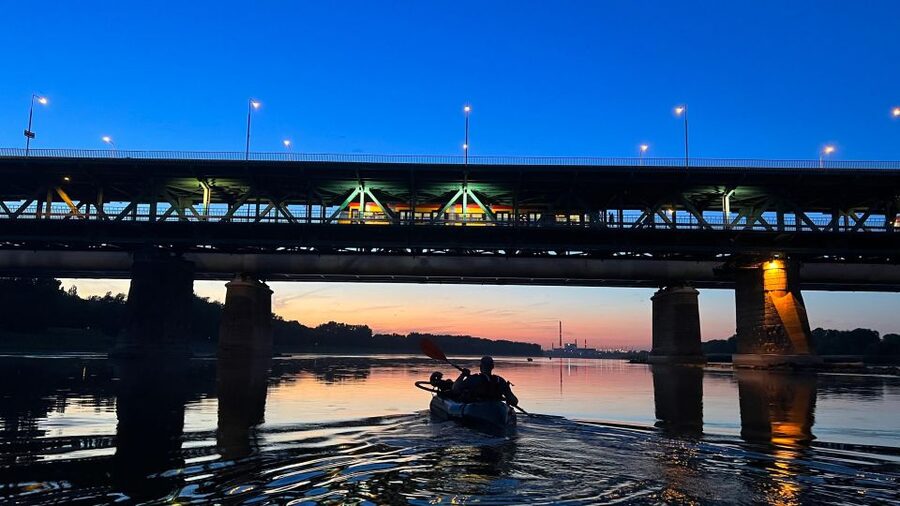 Packrafting kayaking guided tour Vistula river Warsaw Poland - Who should book this river trip