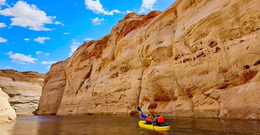 Page: Lake Powell Kayak & Water Antelope Canyon Hiking Tour - Key points to know before booking
