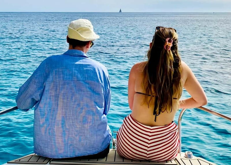 Palma de Mallorca: Private Boat Tour with Snorkel and Paddle - Leaving from Club de Mar in Palma