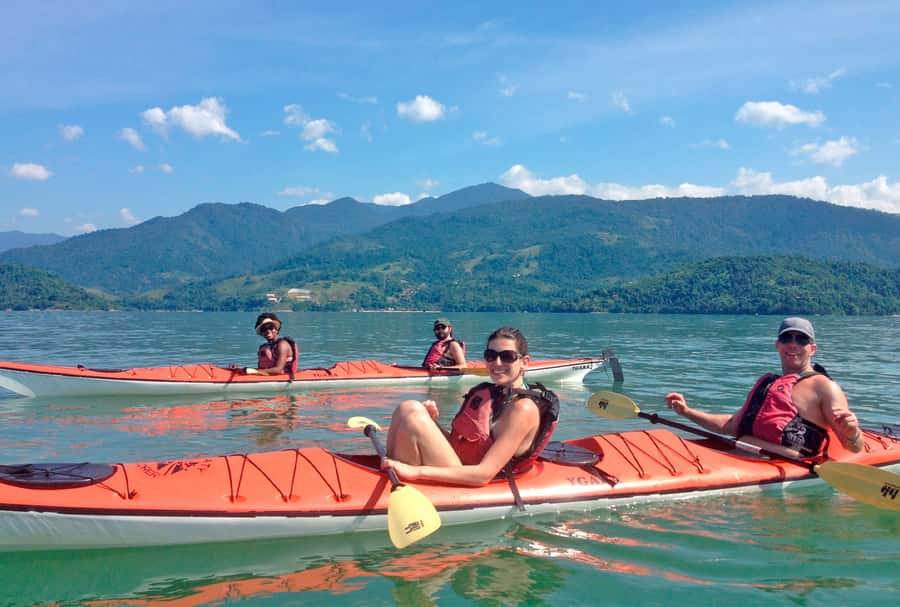 Paraty Bay: Half-Day Mangroves and Beaches Tour by Kayak - Safety, difficulty, and who should go