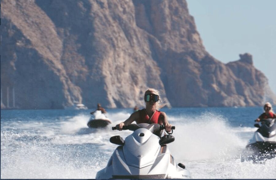 Perissa: Santorini Jet Skiing, Tubing, and Kayaking Package - One hour by kayak or SUP