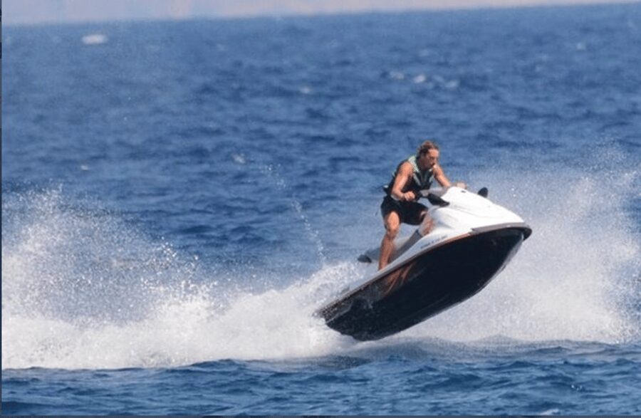 Perissa: Santorini Jet Skiing, Tubing, and Kayaking Package - The 20-minute Santorini jet ski ride