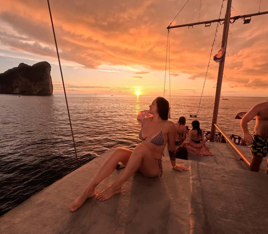 Phi Phi: Pirate Boat with Snorkeling, Kayaking, and Party - Pileh Lagoon brings the active part