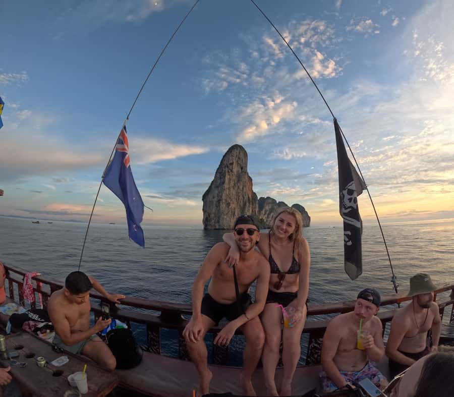 Phi Phi: Pirate Boat with Snorkeling, Kayaking, and Party - Starting at Relax Bar by Phi Phi Pirate