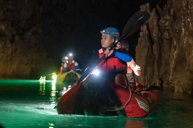 Phong Nha: Phong Nha Cave Expedition 4.5 km by Kayak - A 9:00 am start from Phong Nha town