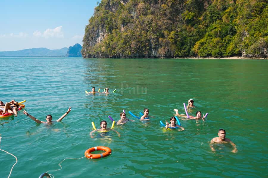 Phuket: James Bond Day Tour and Canoeing by Big Boat - Lunch on board in Phang Nga Bay