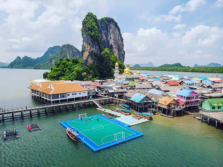Phuket: James Bond Island by Speedboat w/ Canoeing & Lunch - Panyee Island lunch and the floating village