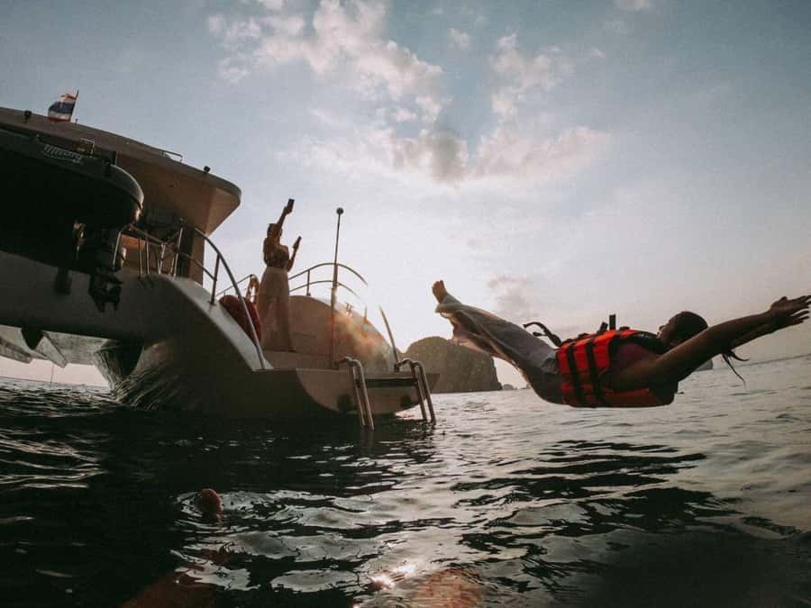 Phuket: James Bond Island Canoeing & Sunset Yacht Dinner - Hong Island by canoe: the quieter highlight
