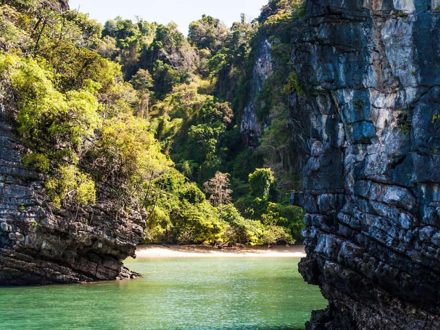Phuket: James Bond Island Sea Canoe by Speedboat - James Bond Island and the famous rock