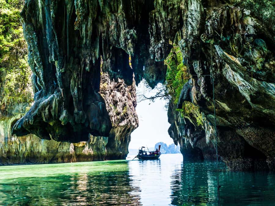 Phuket: James Bond Island Sea Canoe by Speedboat - Lunch and village life at Koh Panyee