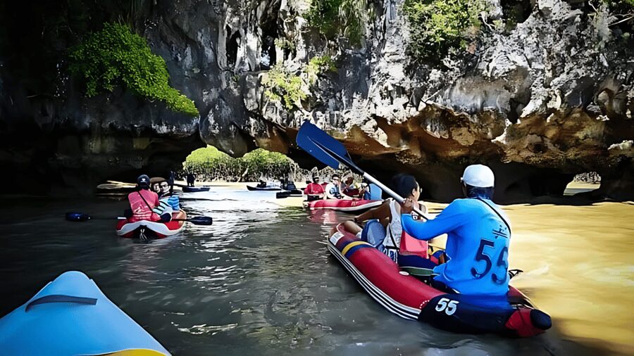 Phuket: James Bond Island Sea Canoe with lunch by Big Boat - Thai buffet, drinks, and time between stops