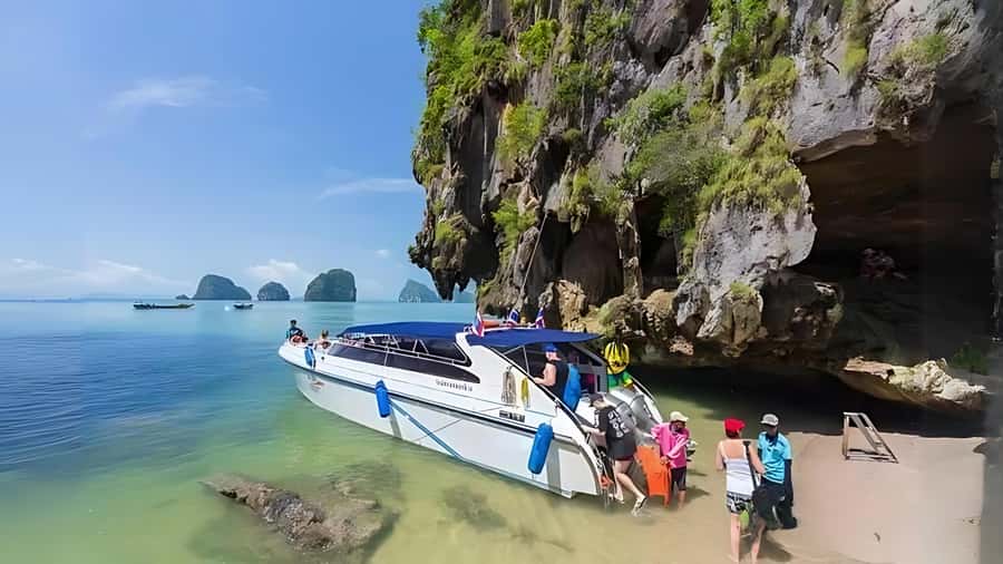 Phuket/Khao Lak: James Bond & Khai Island Tours wt Sea Canoe - Sea canoeing through Hong Island