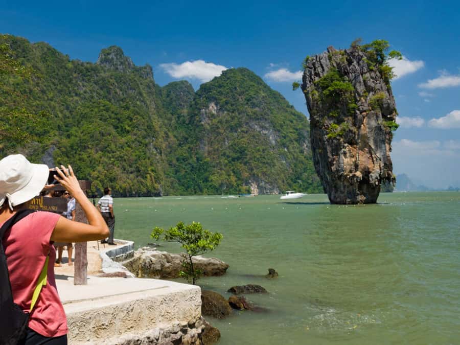 Phuket/Khao Lak: James Bond & Khai Island Tours wt Sea Canoe - Lunch and a walk on Panyee Island