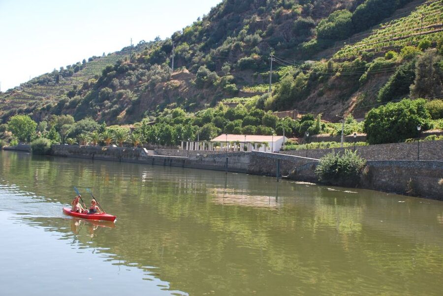 Pinhão: Douro Valley Rabelo Boat Tour and Kayak Experience - The Two-Part Plan From Pinhão to Tua