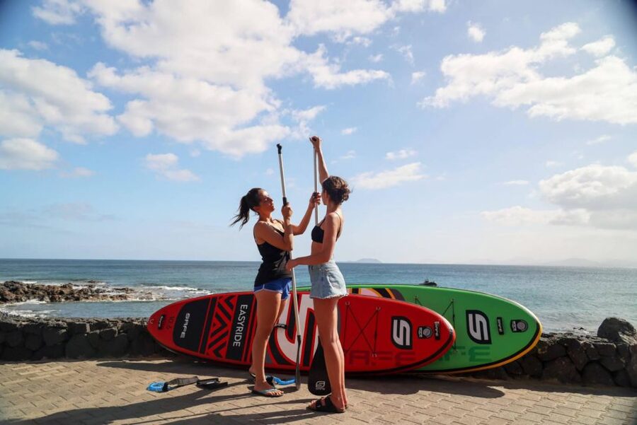 Playa Blanca: Stand up paddle class for beginners - Your 1.5-hour lesson, from pickup to first strokes