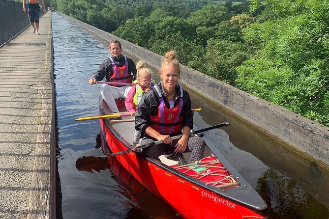 Pontcysyllte Aqueduct Canoe Tours in Llangollen - Weather, cancellations, and what to bring