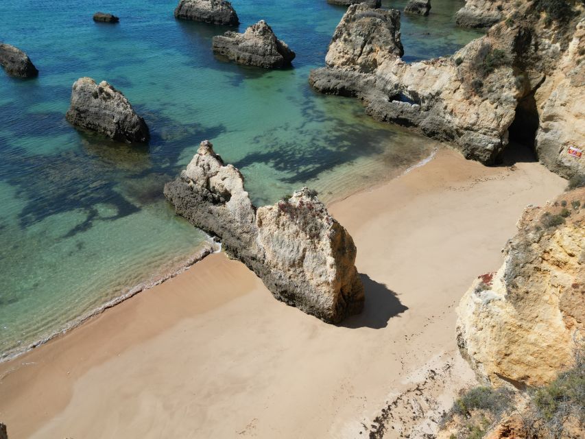 Portimão: Small Group Kayak Cave and Cliff Tour - What the guide adds to the experience