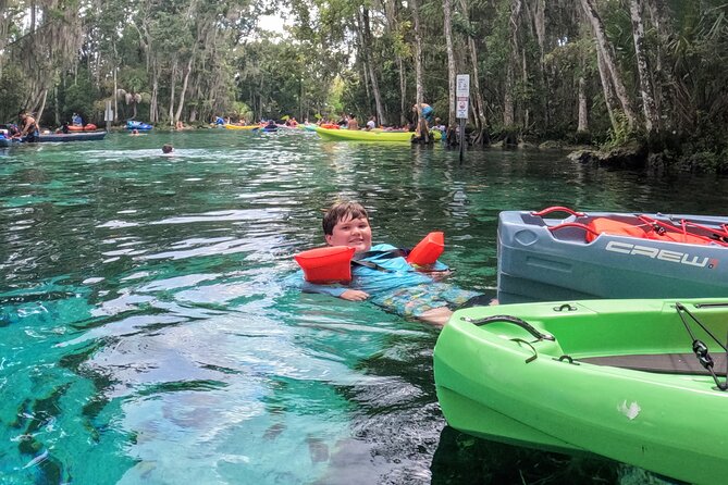 Premium Single Kayak Rental In Crystal River, Florida - Looking for manatees in King’s Bay