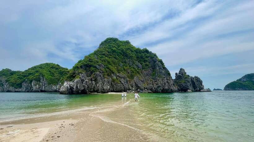 Private boat- Lan Ha Bay Half Day Tour with kayaking - What to pack for a wet half-day