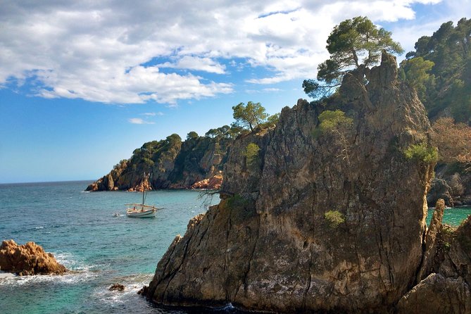 Private Costa Brava Kayak Experience with Snorkel from Barcelona - Getting ready for the first paddle